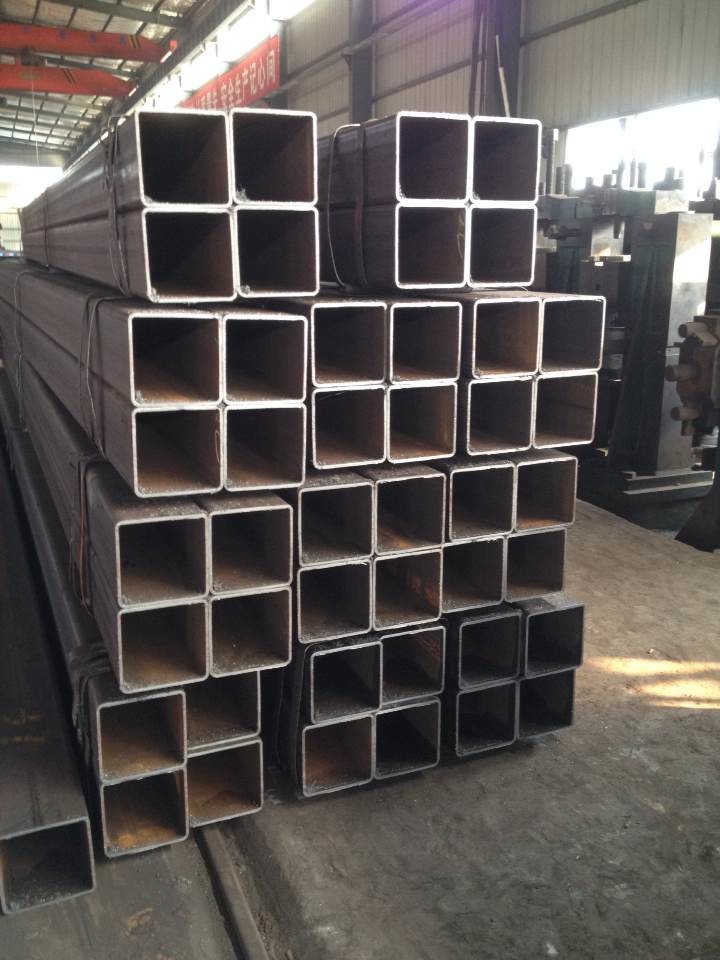 大口徑無縫方管與冷彎型鋼 金屬材料中的成型雙璧